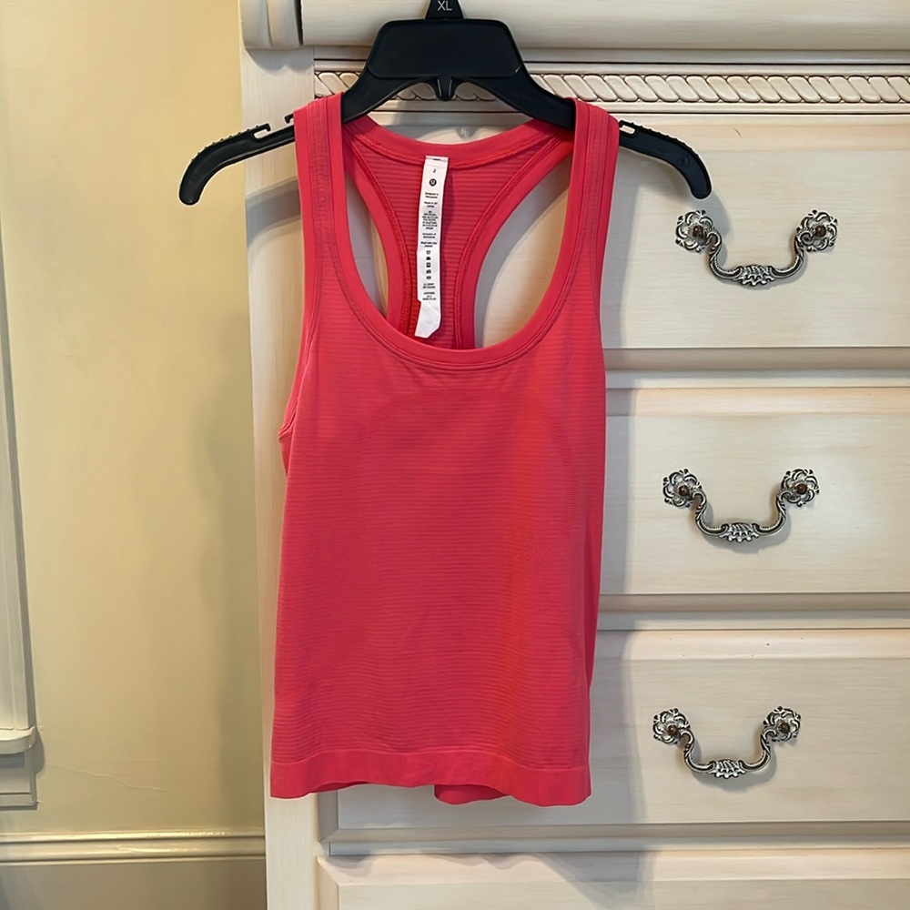 Lululemon Razorback Tank